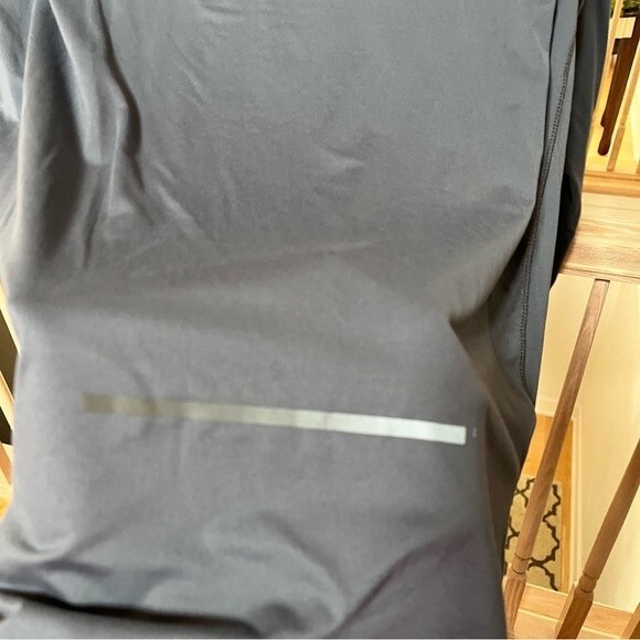 Tommy John Performance Tech Quarter Zip Pullover in Grey XL - Picture 4 of 10